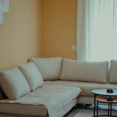 Aldis Apartment *