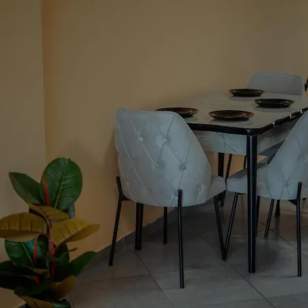 Aldis Apartment *